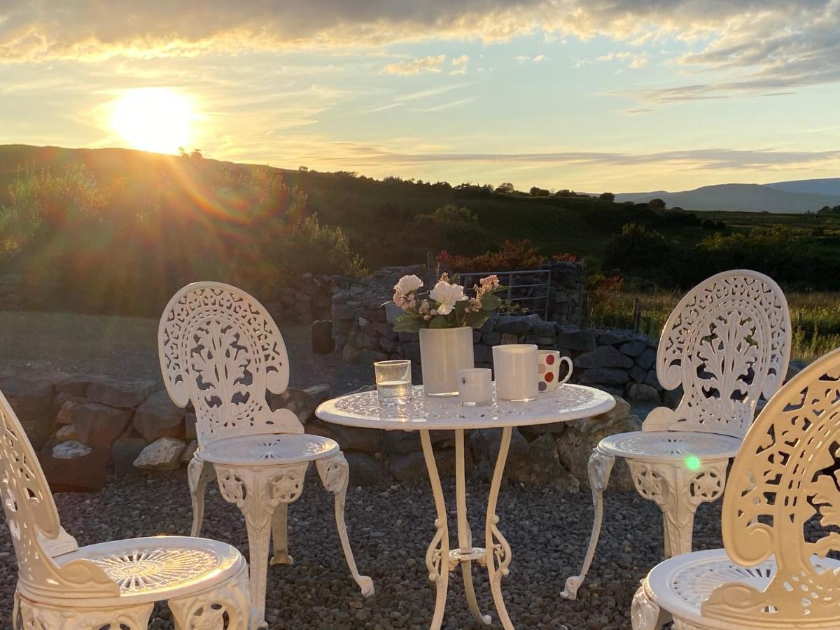 Connemara Haven Bed And Breakfast อูคเทอราร์ด ภายนอก รูปภาพ